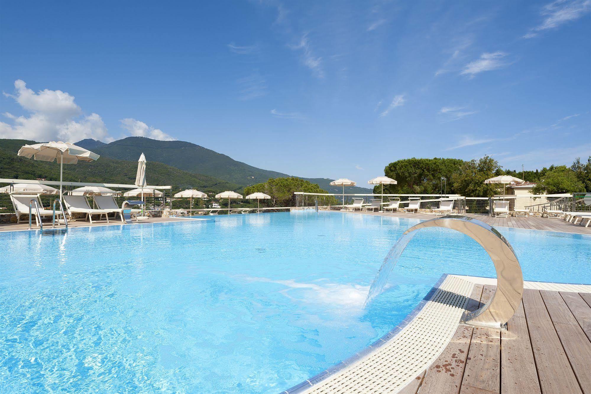 La Perla Del Golfo Hotel